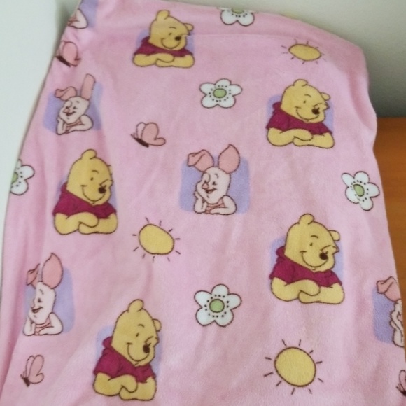 winnie the pooh and piglet blanket